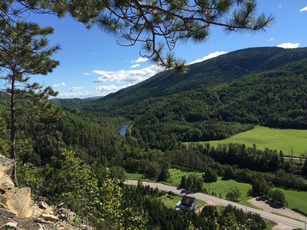 Residence Touristique Les Bouleaux Petit-Saguenay Екстер'єр фото